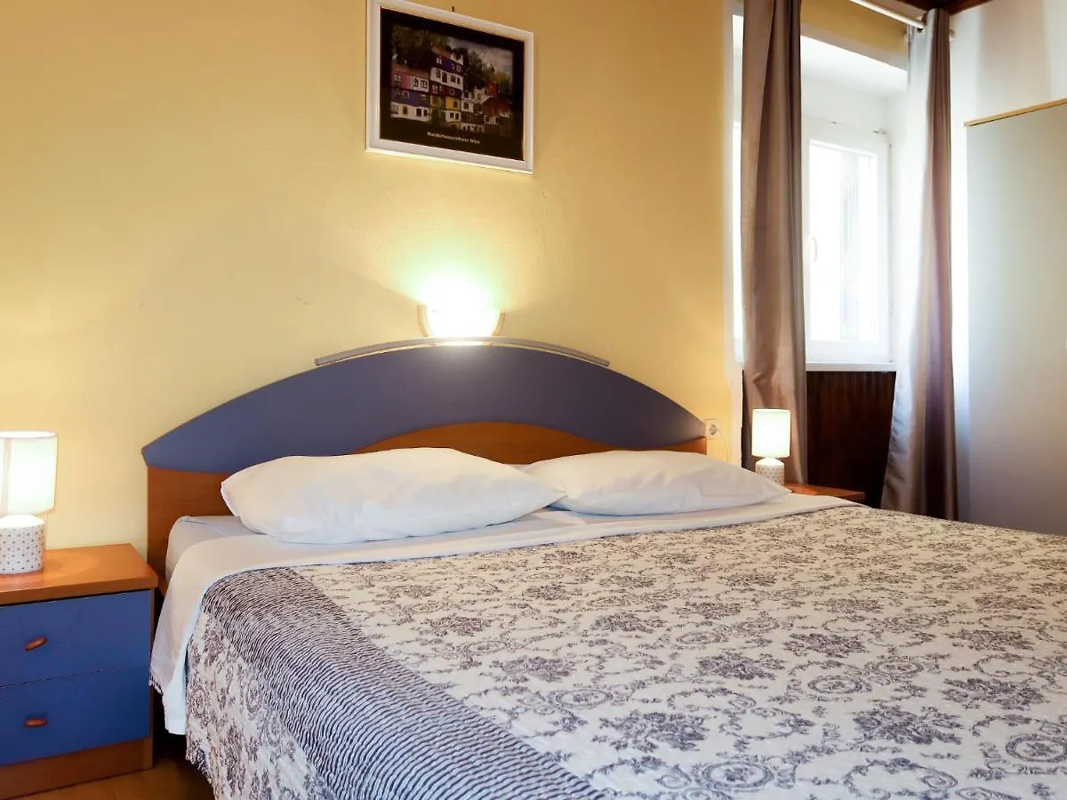 Apartment Ana - Rab166 By Interhome Barbat na Rabu 0*,